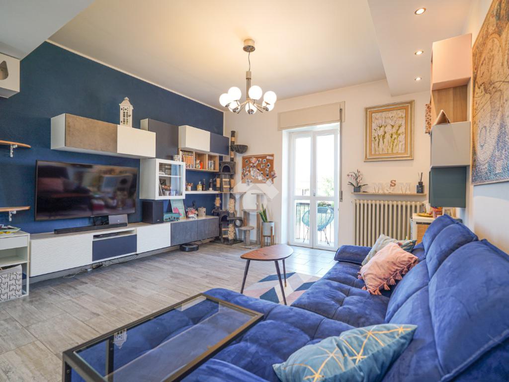 2 bedrooms Apartment in Mapello, Italy No. 287059