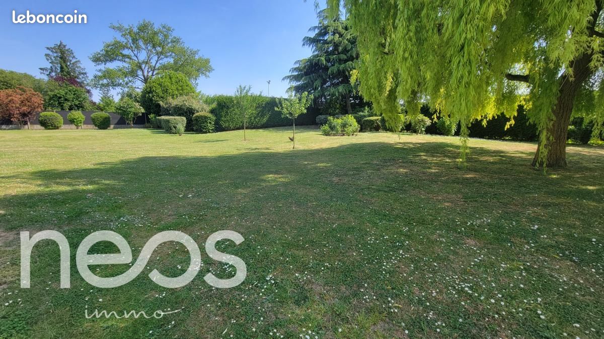 2350m² Land in Guesnain, France No. 332495