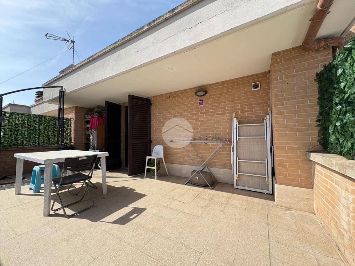 Ático de 1 dormitorio en Rome, Italy No. 377991