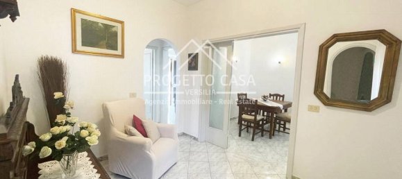 3 bedrooms Villa in Viareggio, Italy No. 329239 20