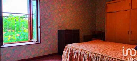 5 bedrooms House in La Chapelle-Saint-Martin-en-Plaine, France No. 240936 8