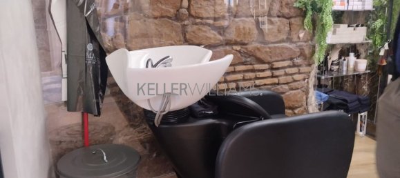 61m² Commercial property in Rome, Italy No. 372240 5