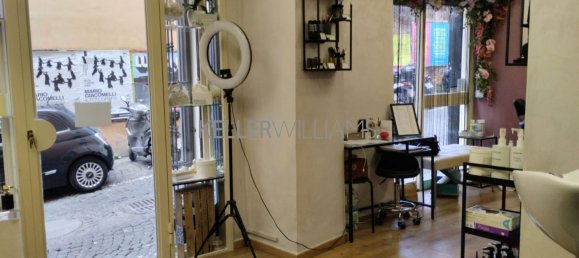 61m² Commercial property in Rome, Italy No. 372240 2