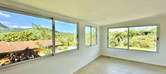 Коммерческая недвижимость с 5 спальнями в Панама № 109 14