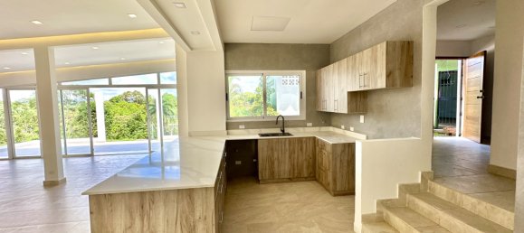 Коммерческая недвижимость с 5 спальнями в Панама № 109 6