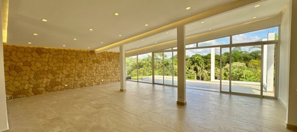 Коммерческая недвижимость с 5 спальнями в Панама № 109 3