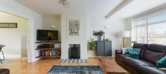 3 bedrooms House in Epsom, United Kingdom No. 9678 11