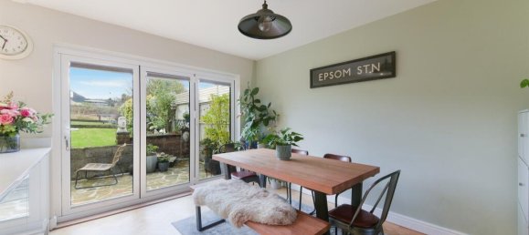 3 bedrooms House in Epsom, United Kingdom No. 9678 4