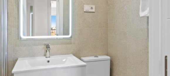 Apartamento de 2 dormitorios en Torrevieja, Spain No. 151956 8