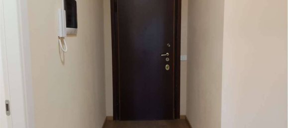 1 bedroom Apartment in Borgomanero, Italy No. 273215 2