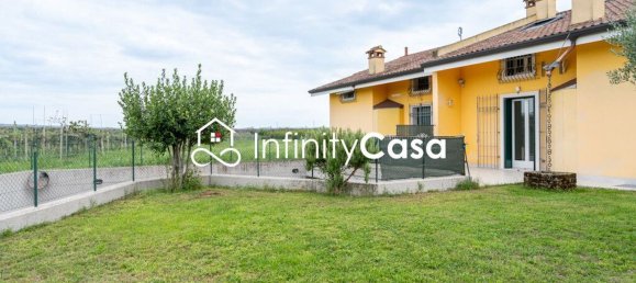 6 rooms House in Bussolengo, Italy No. 143818 35