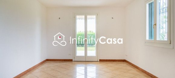 6 rooms House in Bussolengo, Italy No. 143818 10