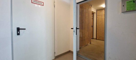 3 rooms Apartment in Penzing, Austria No. 68990 30