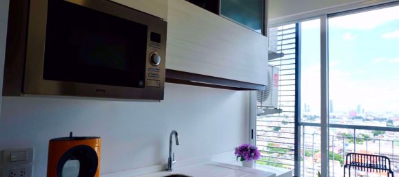 1 bedroom Condo in Thonburi, Thailand No. 9867 5