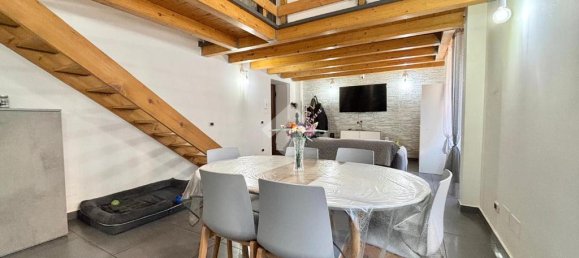 2 bedrooms Apartment in Naples, Italy No. 53955 9