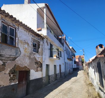 3 chambres Maison à Sao Joao da Pesqueira, Portugal No. 169530