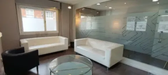 Bureau à Oviedo, Spain 143m² No. 152067 3