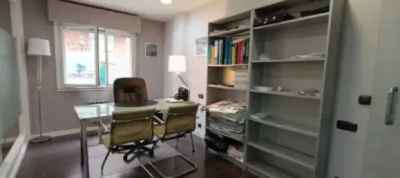 Bureau à Oviedo, Spain 143m² No. 152067 23