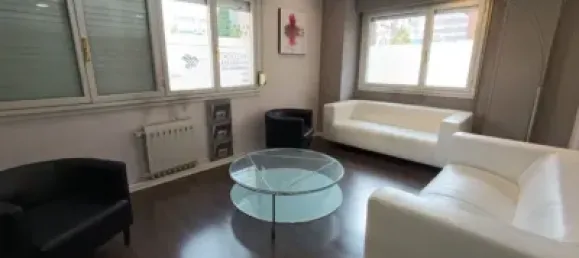 Bureau à Oviedo, Spain 143m² No. 152067 2