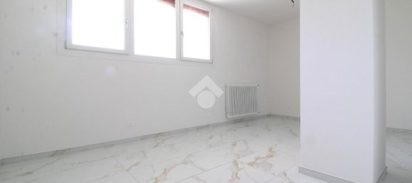 3غرفة شقة في Sassuolo, Italy رقم 14107 3