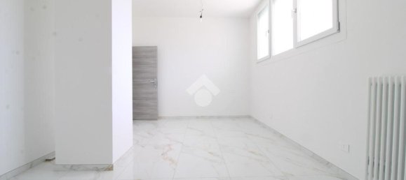 3غرفة شقة في Sassuolo, Italy رقم 14107 9