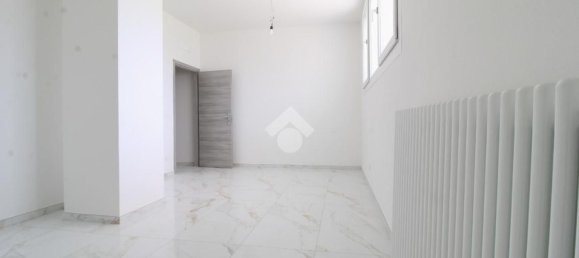 3غرفة شقة في Sassuolo, Italy رقم 14107 10