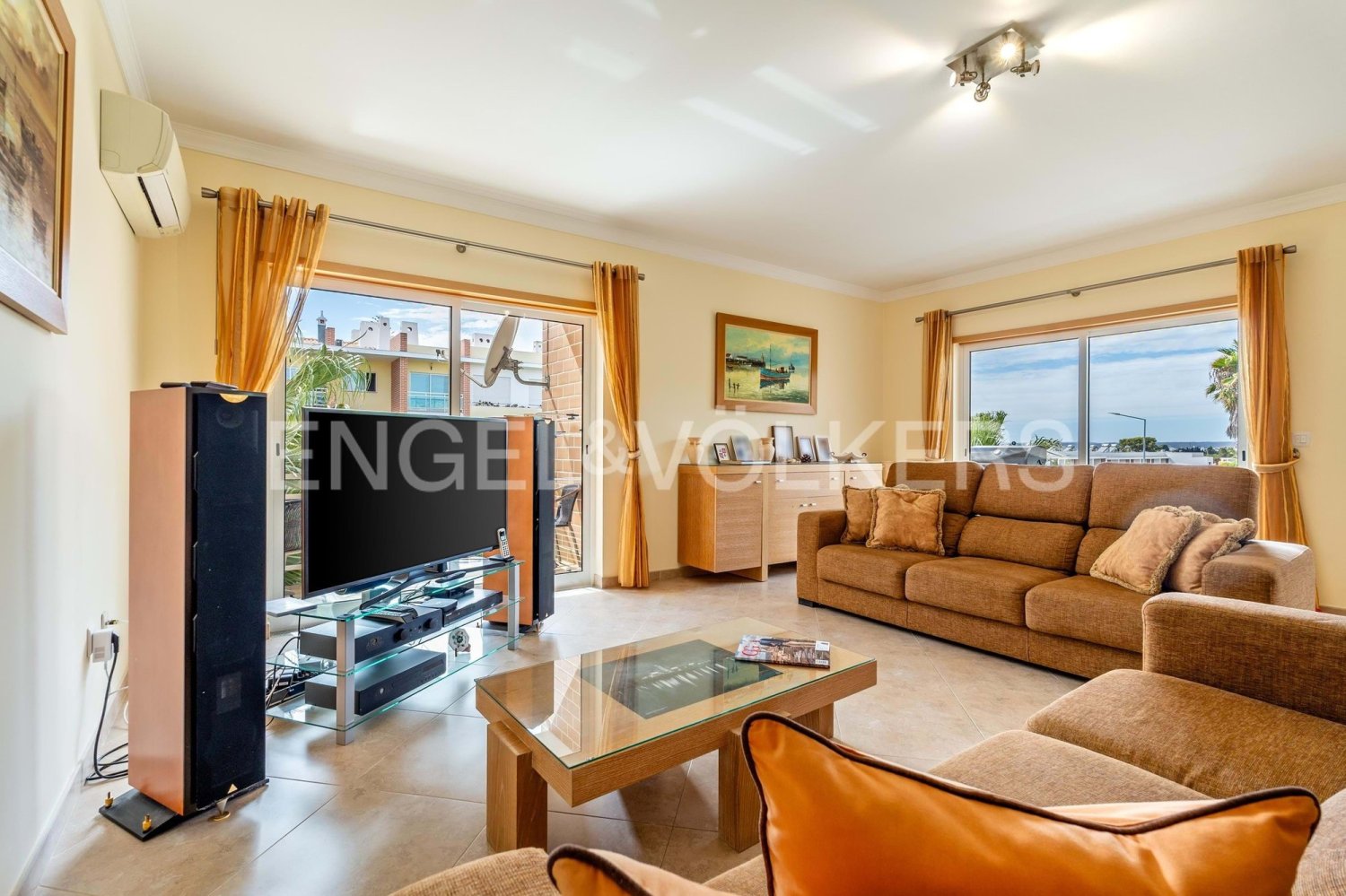 Apartamento de 4 dormitorios en Alvor, Portugal No. 354972