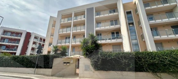 3-salle Appartement à Capurso, Italy No. 28902 2