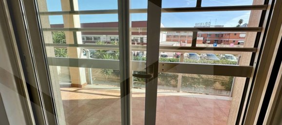 3-salle Appartement à Capurso, Italy No. 28902 8