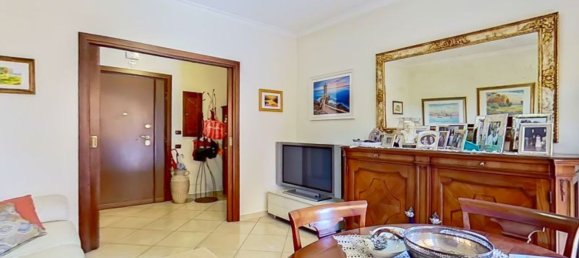 Apartamento de 3 habitaciónes en Rome, Italy No. 201376 5