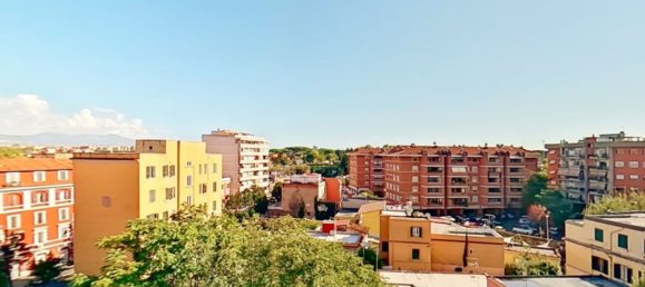 Apartamento de 3 habitaciónes en Rome, Italy No. 201376 17