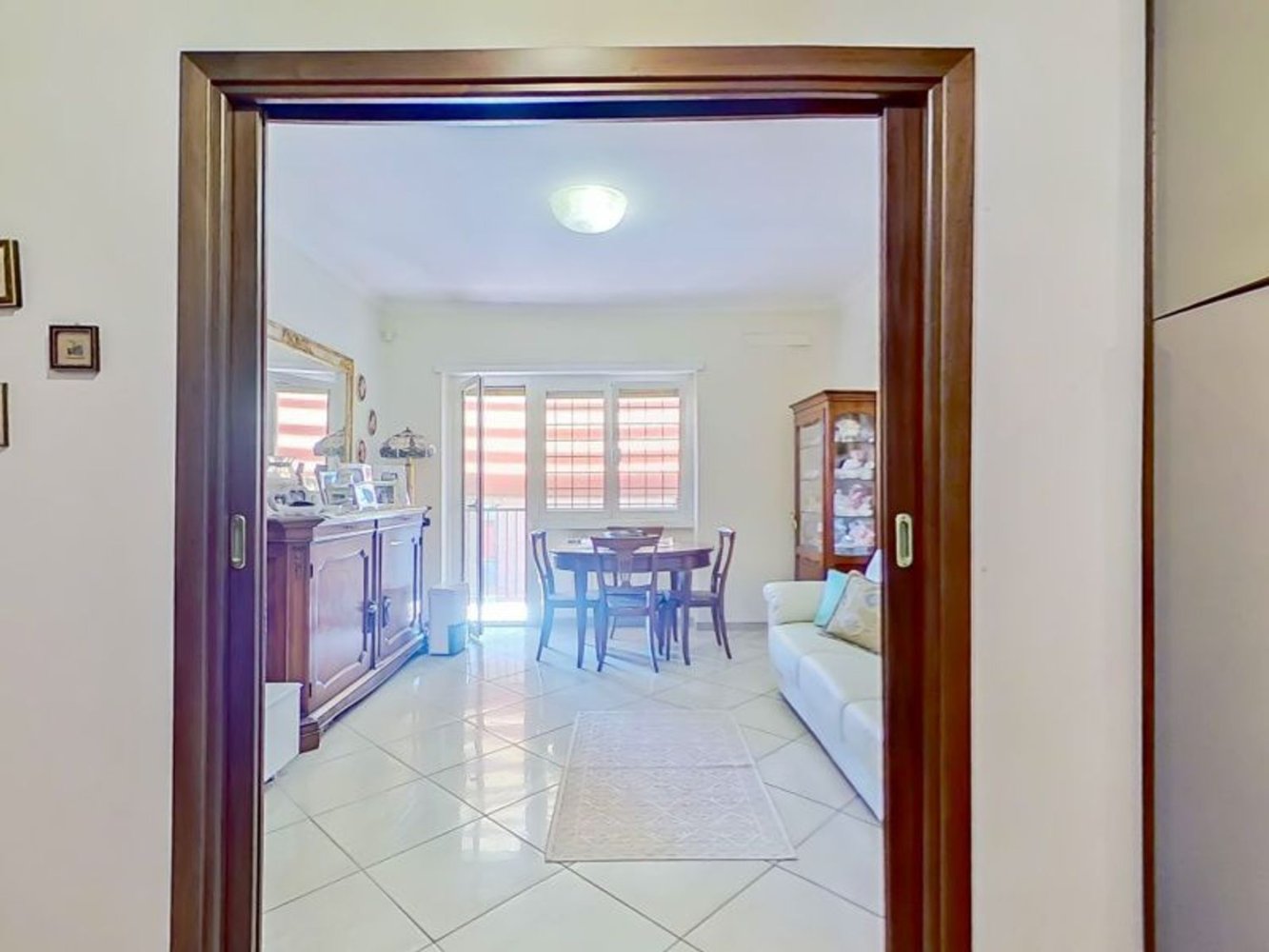 Apartamento de 3 habitaciónes en Rome, Italy No. 201376