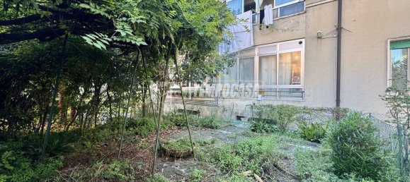 3 bedrooms Apartment in Brescia, Italy No. 354162 34