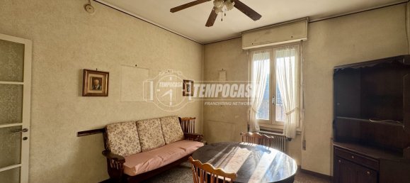3 bedrooms Apartment in Brescia, Italy No. 354162 2