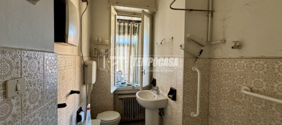 3 bedrooms Apartment in Brescia, Italy No. 354162 33