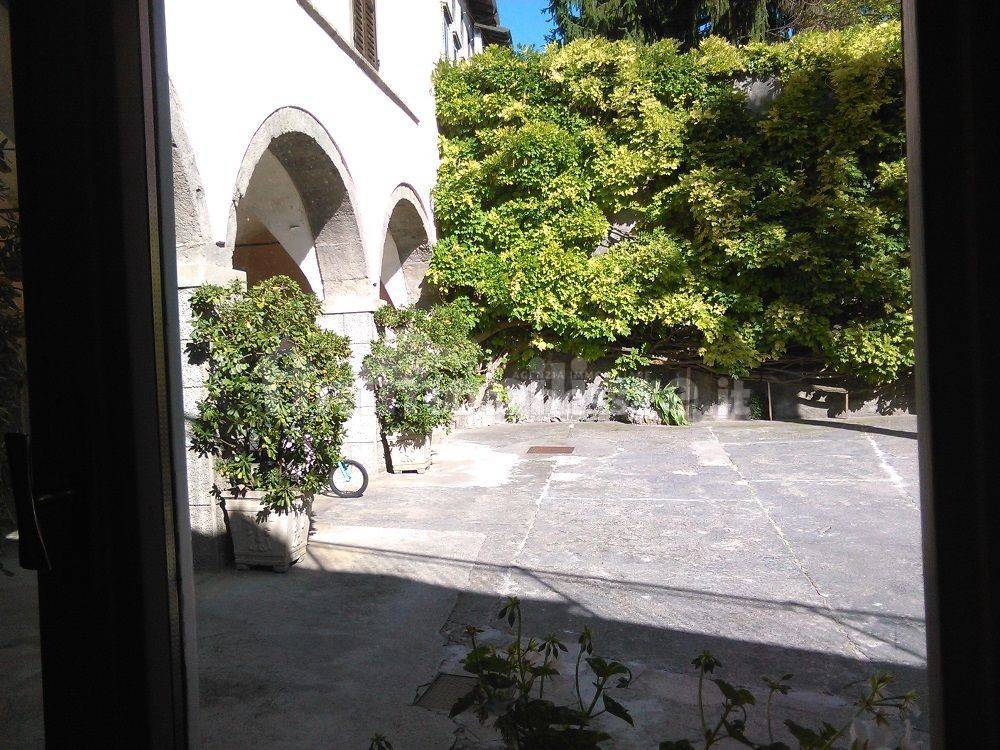 2 rooms Commercial property in Clusone, Italy No. 190696