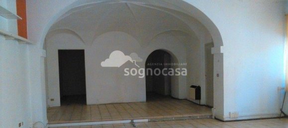 2 rooms Commercial property in Clusone, Italy No. 190696 4