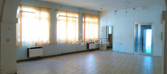 2 rooms Commercial property in Clusone, Italy No. 190696 5
