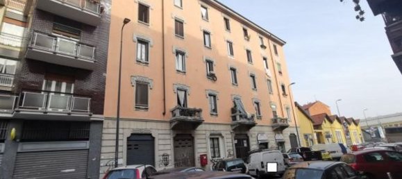 Studio in Milan, Italy, Nr. 245435 2