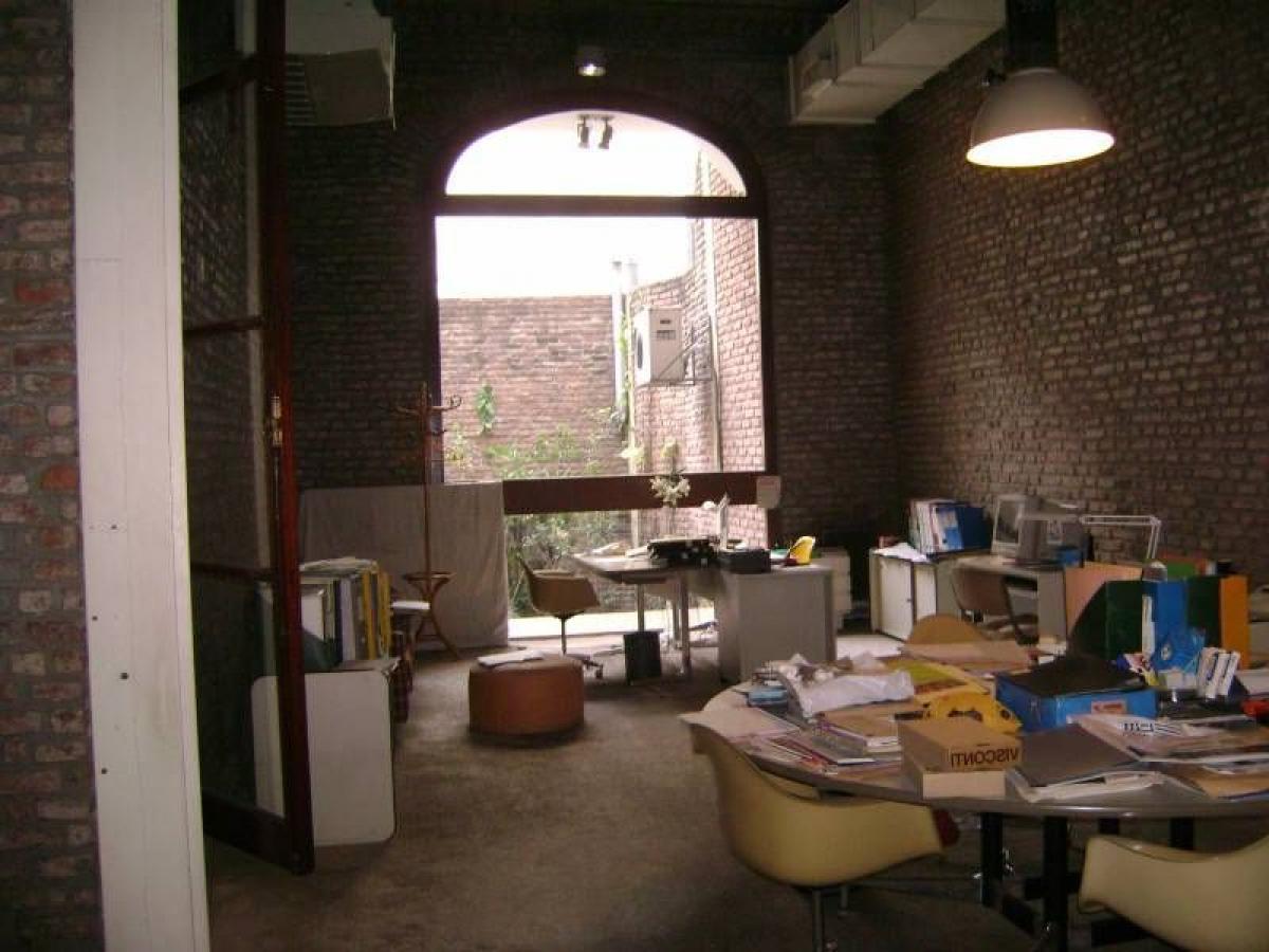  بناية في Buenos Aires, Argentina 626متر مربع رقم 105183