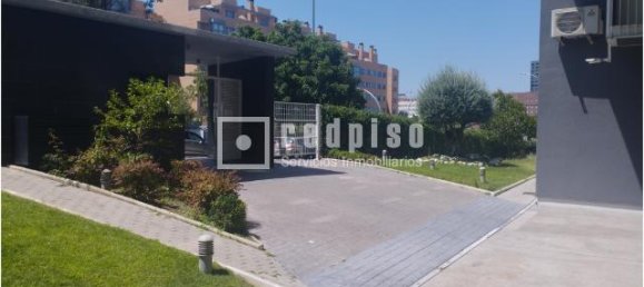 Коммерческая недвижимость 63м² в Мадрид, Испания № 144972 6