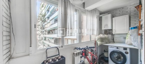 Коммерческая недвижимость 63м² в Мадрид, Испания № 144972 2