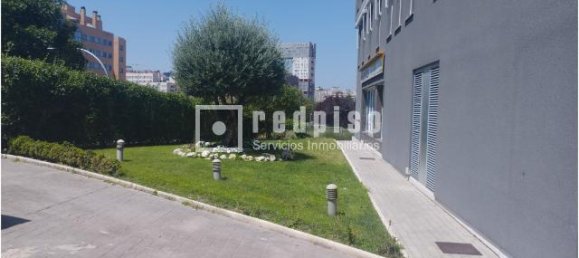 Коммерческая недвижимость 63м² в Мадрид, Испания № 144972 4