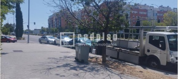 Коммерческая недвижимость 63м² в Мадрид, Испания № 144972 7