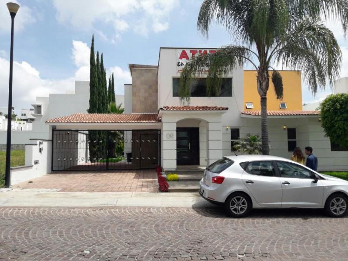 Дом с 4 спальнями в Керетаро, Мексика № 180375