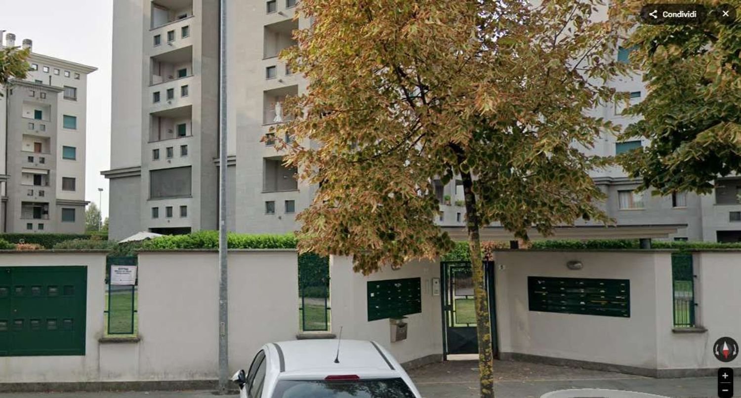 6 chambres Appartement à Parabiago, Italy No. 366202