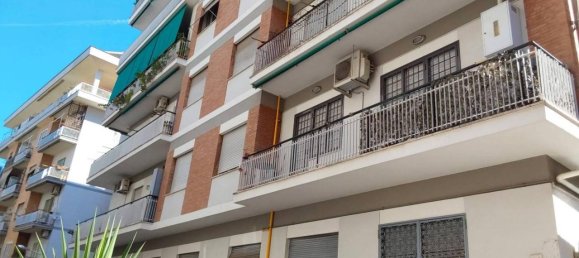 Apartamento de 4 divisões em Rome, Italy N.º 120634 23