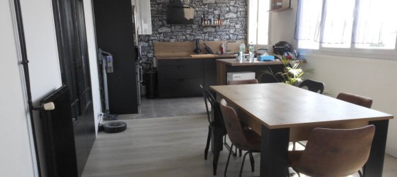 1 bedroom Apartment in Saint-Jean-le-Blanc, France No. 264849 3