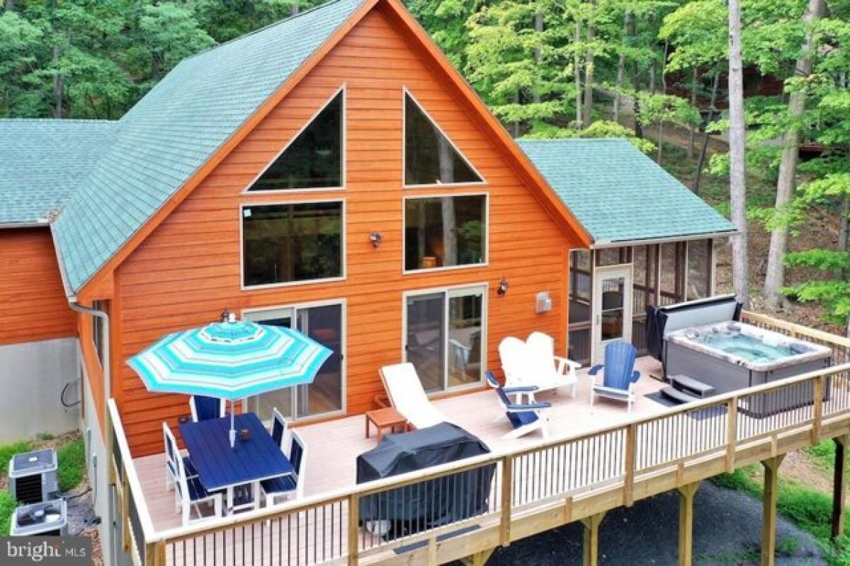 4 bedrooms House in Berkeley Springs, USA No. 395732