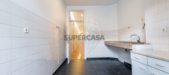 6 bedrooms Apartment in Lisbon, Portugal No. 241277 25